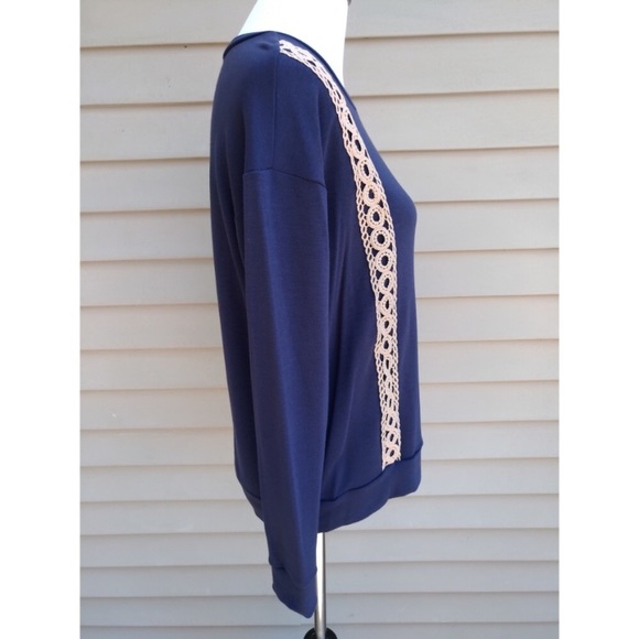 Navy Blue Sweatshirt with Crochet Trim 👚 - Picture 7 of 7